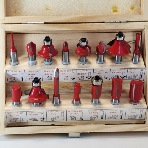 Набор концевых фрез A 15шт с 8мм хвостовиком Greencut BS01501